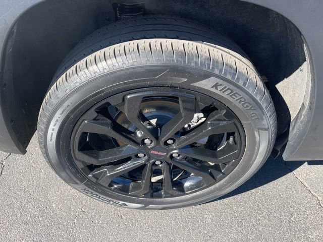 Certified 2022 GMC Terrain SLE w/ Driver Convenience Package image 8