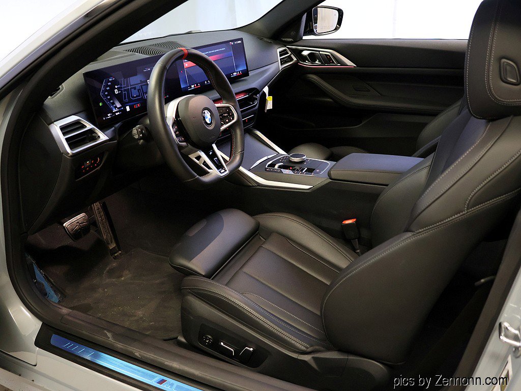 Used 2026 BMW 440i xDrive Coupe w/ Premium Package image 11