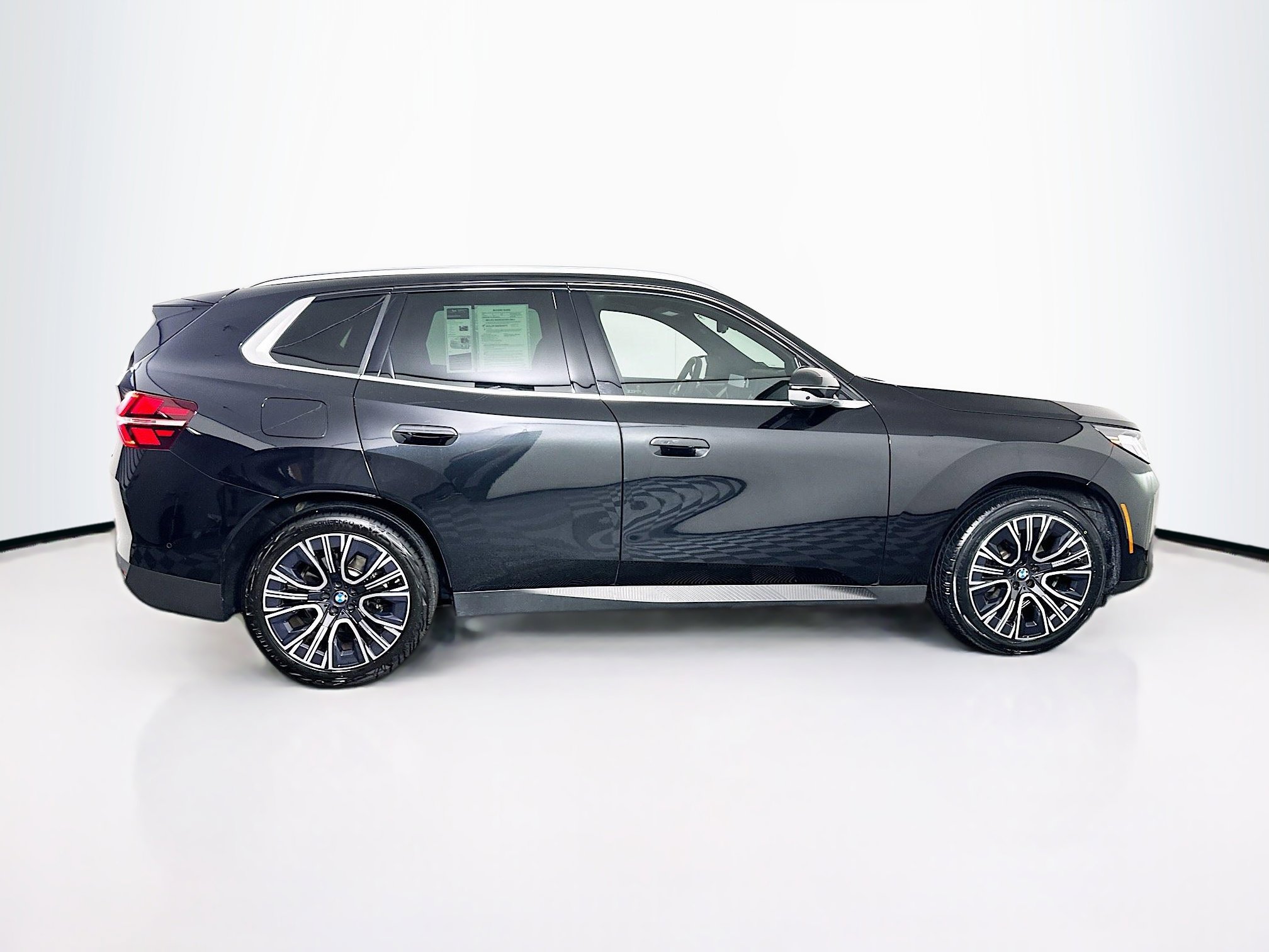 Used 2025 BMW X3 xDrive30i w/ Premium Package image 10