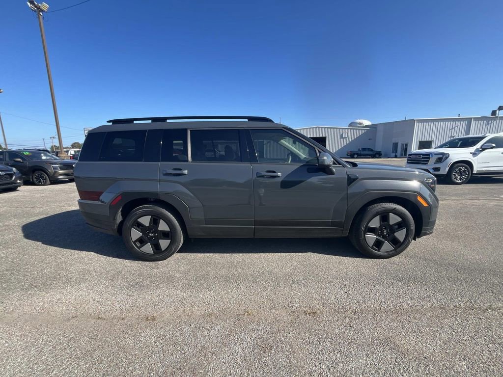 Used 2025 Hyundai Santa Fe SEL image 8