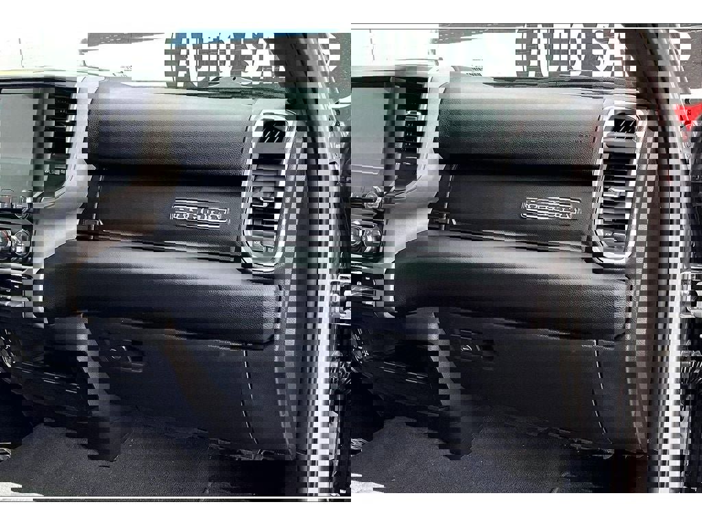 Used 2024 RAM 2500 Big Horn image 17