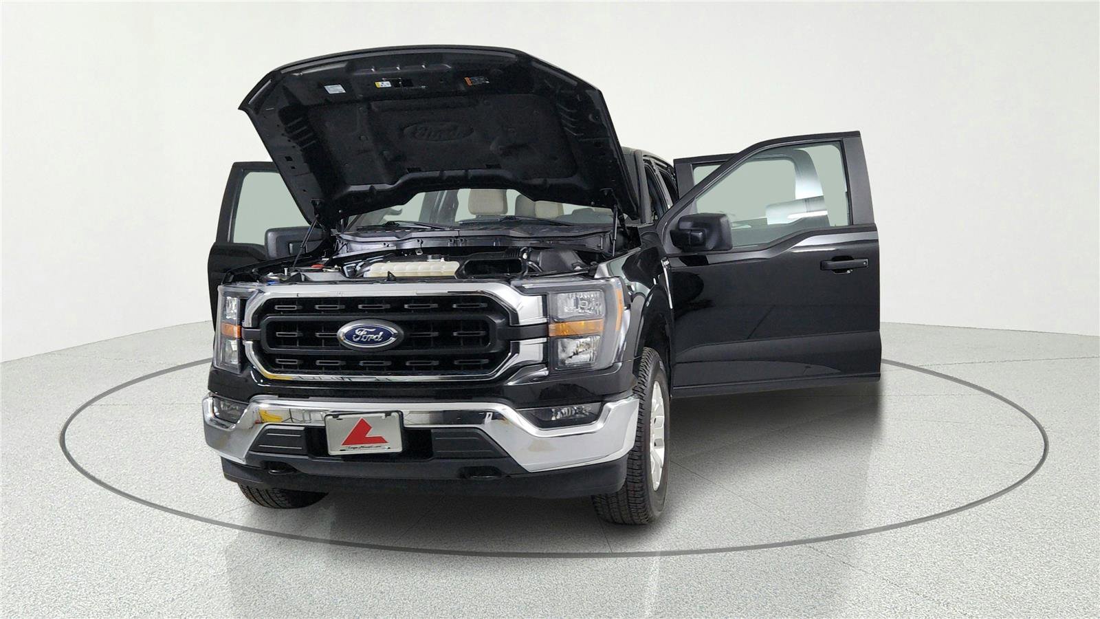 Used 2023 Ford F150 XLT AWD/4WD image 8