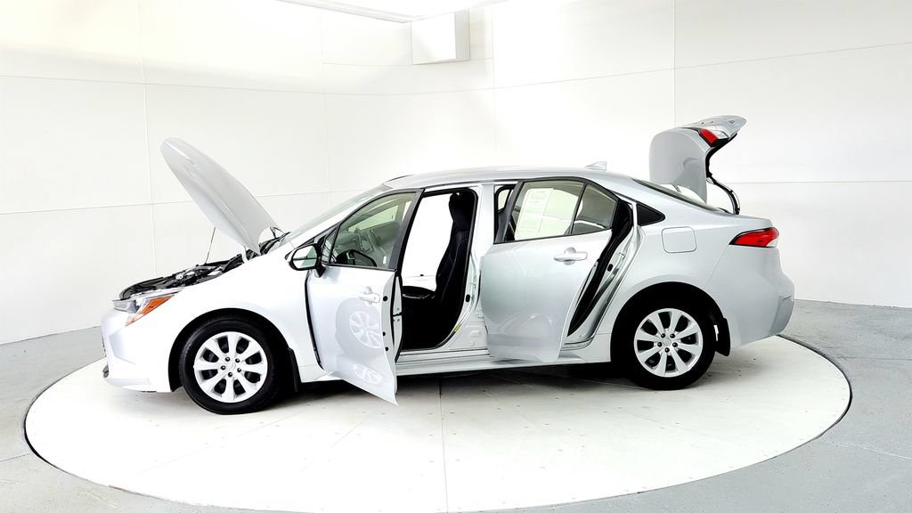 Certified 2023 Toyota Corolla LE FWD image 10