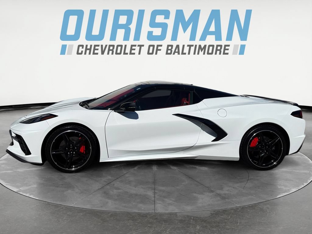 Used 2024 Chevrolet Corvette Stingray Premium Conv w/ Stealth Interior Trim Package RWD image 3
