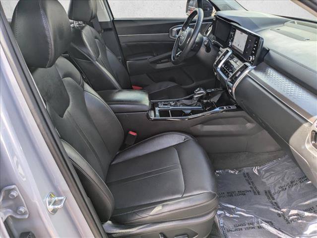 Used 2023 Kia Sorento SX AWD/4WD image 21