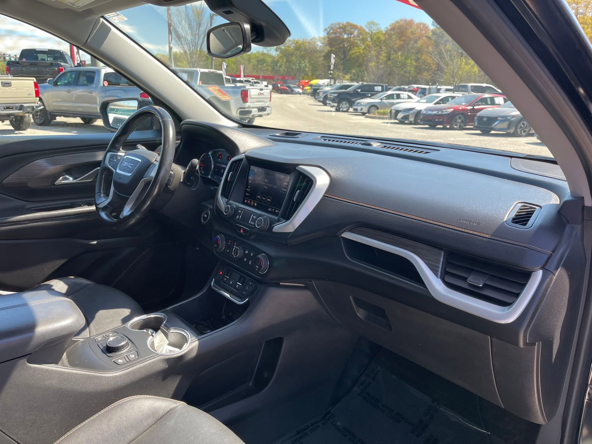 Used 2020 GMC Terrain SLT image 28