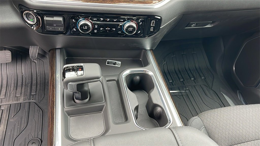 New 2026 GMC Sierra 1500 Elevation image 19