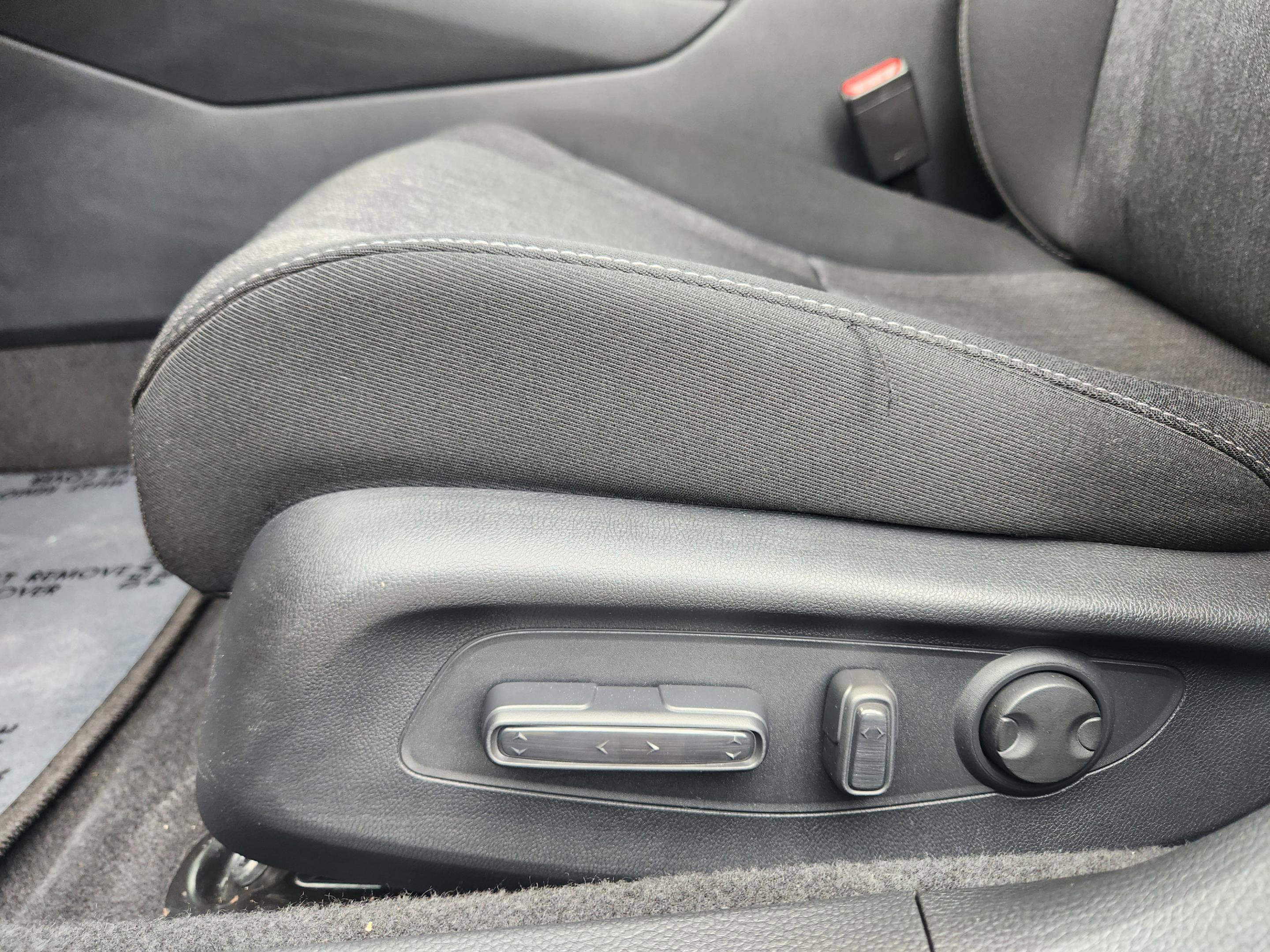 Certified 2023 Honda Accord EX image 24