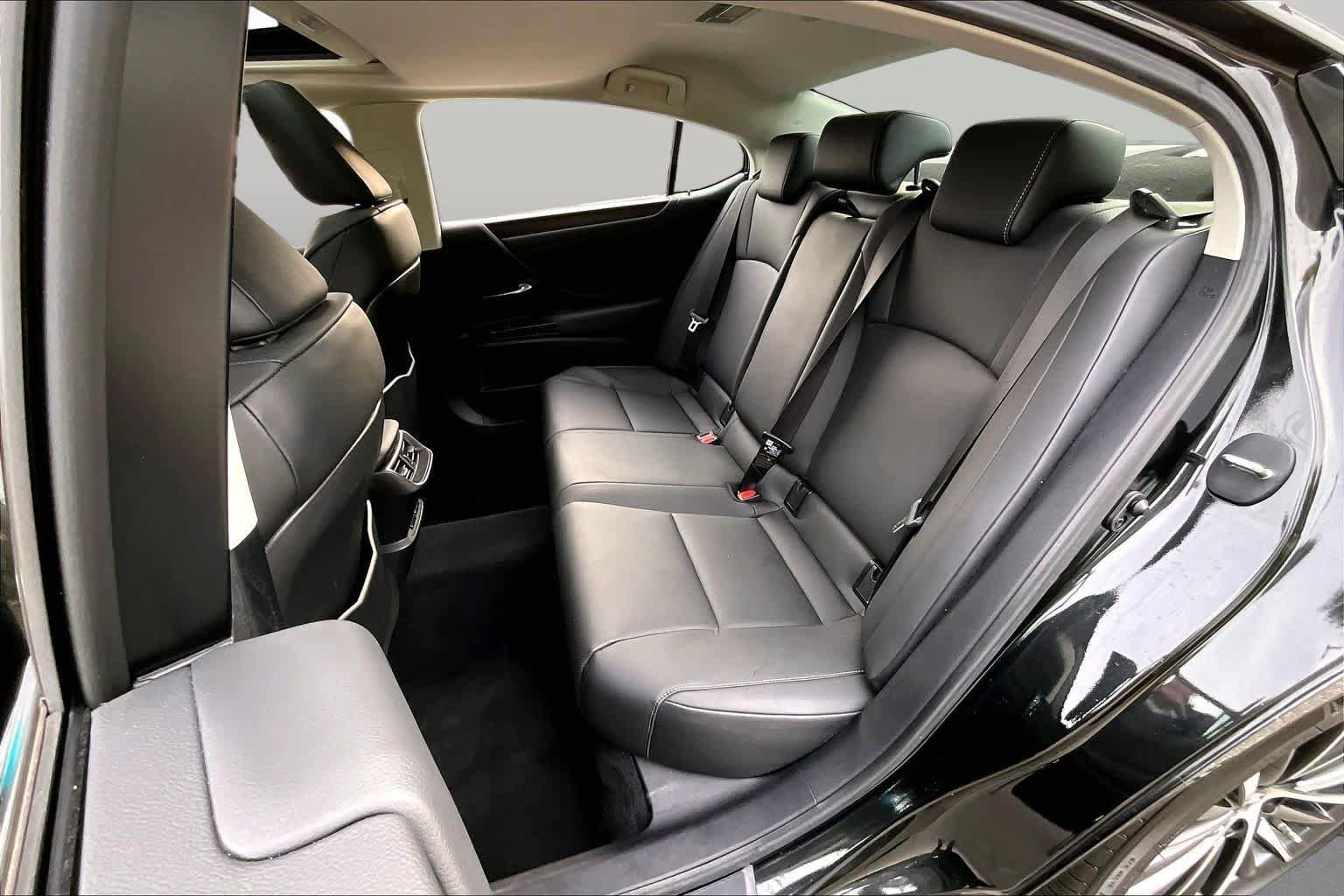 Used 2024 Lexus ES 250 w/ Premium Package AWD/4WD image 19