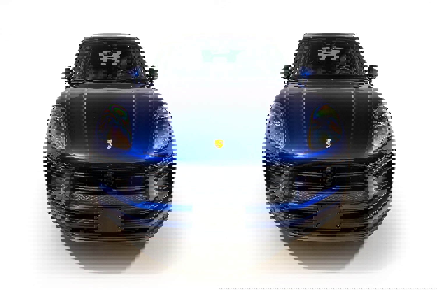 Used 2023 Porsche Macan image 3