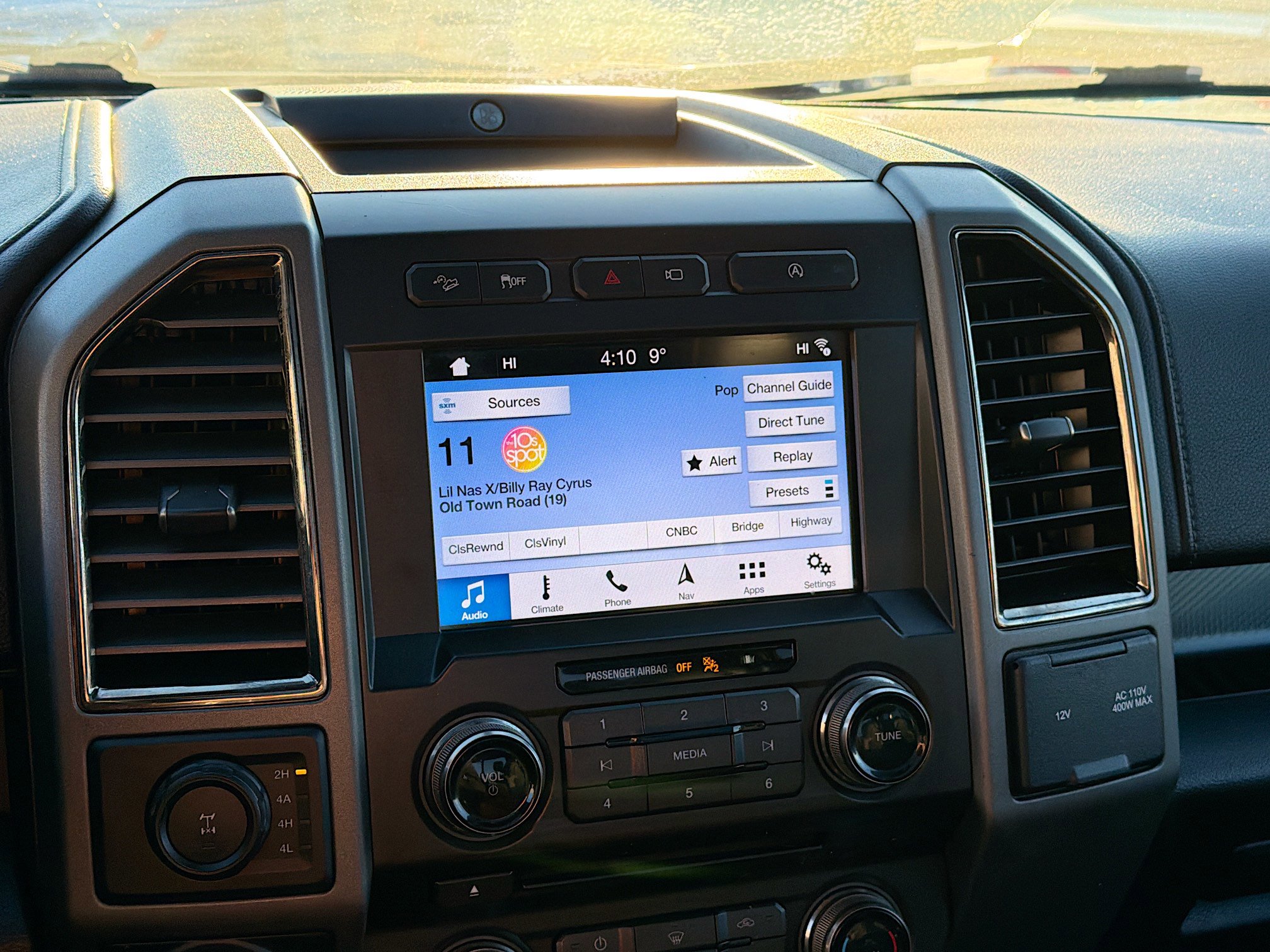 Used 2018 Ford F150 Raptor w/ Equipment Group 802A Luxury image 9