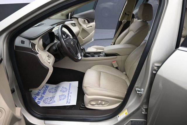 Used 2016 Buick LaCrosse Leather FWD image 17