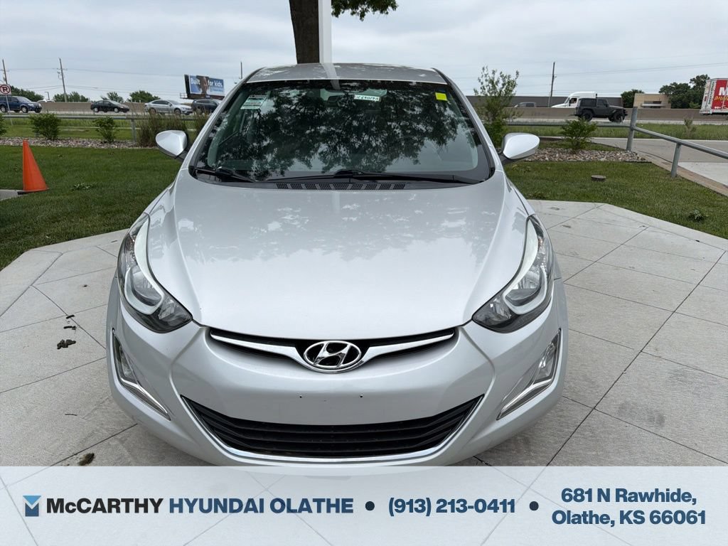 Used 2015 Hyundai Elantra SE w/ Option Group 02 FWD image 10