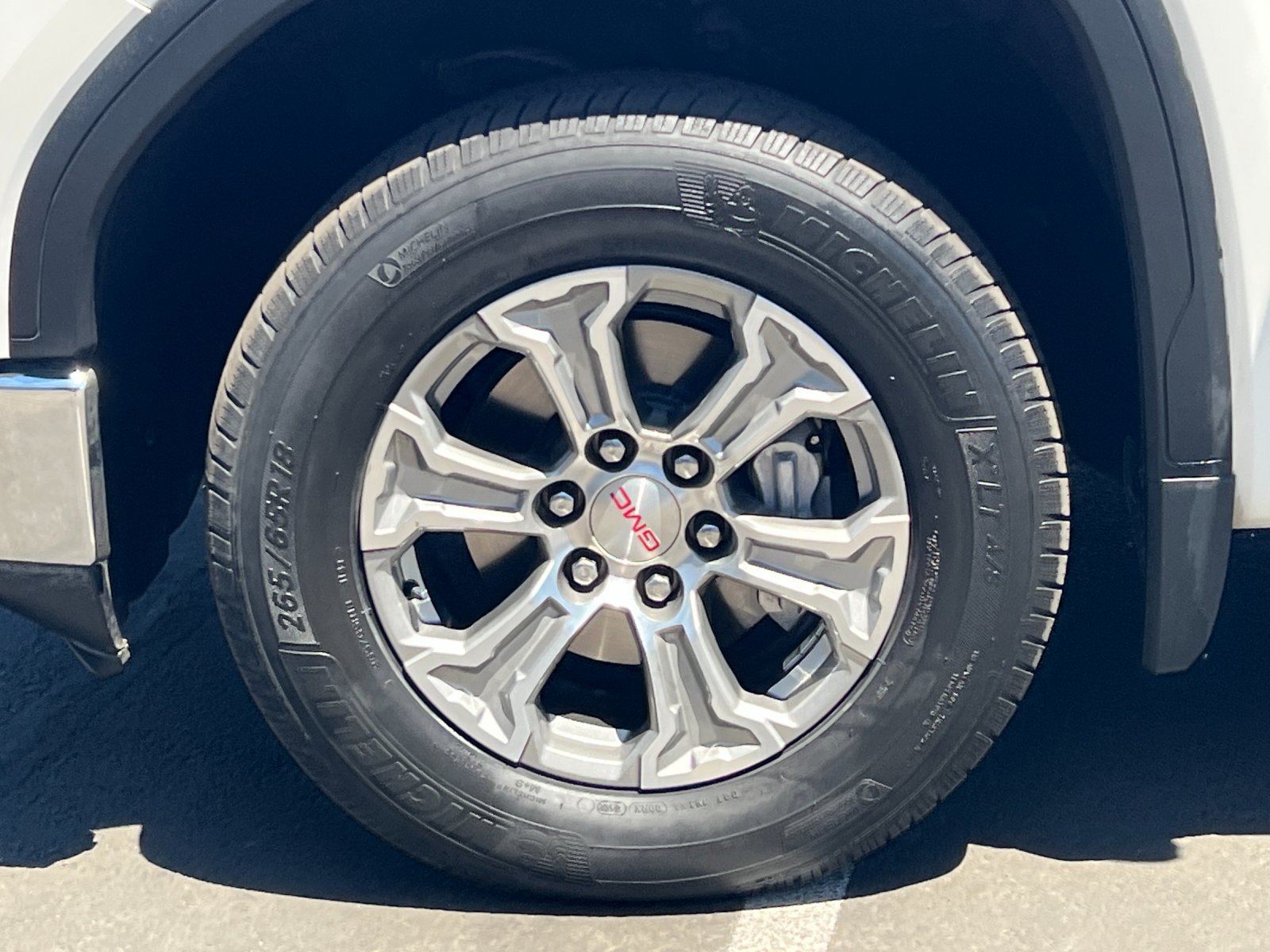 Used 2020 GMC Sierra 1500 SLT AWD/4WD image 25