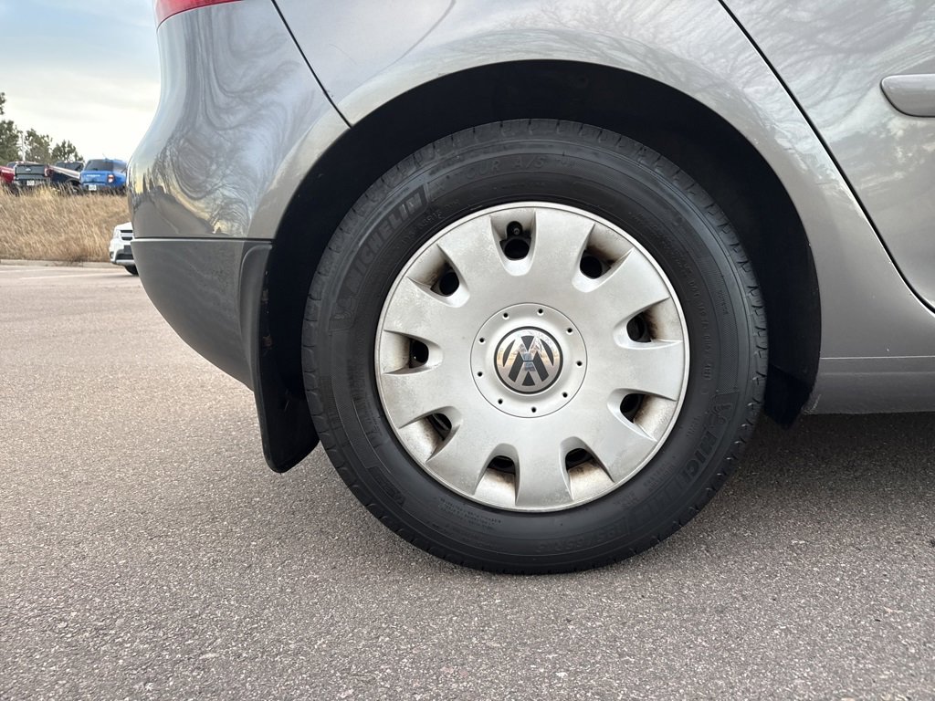 Used 2008 Volkswagen Rabbit S image 33