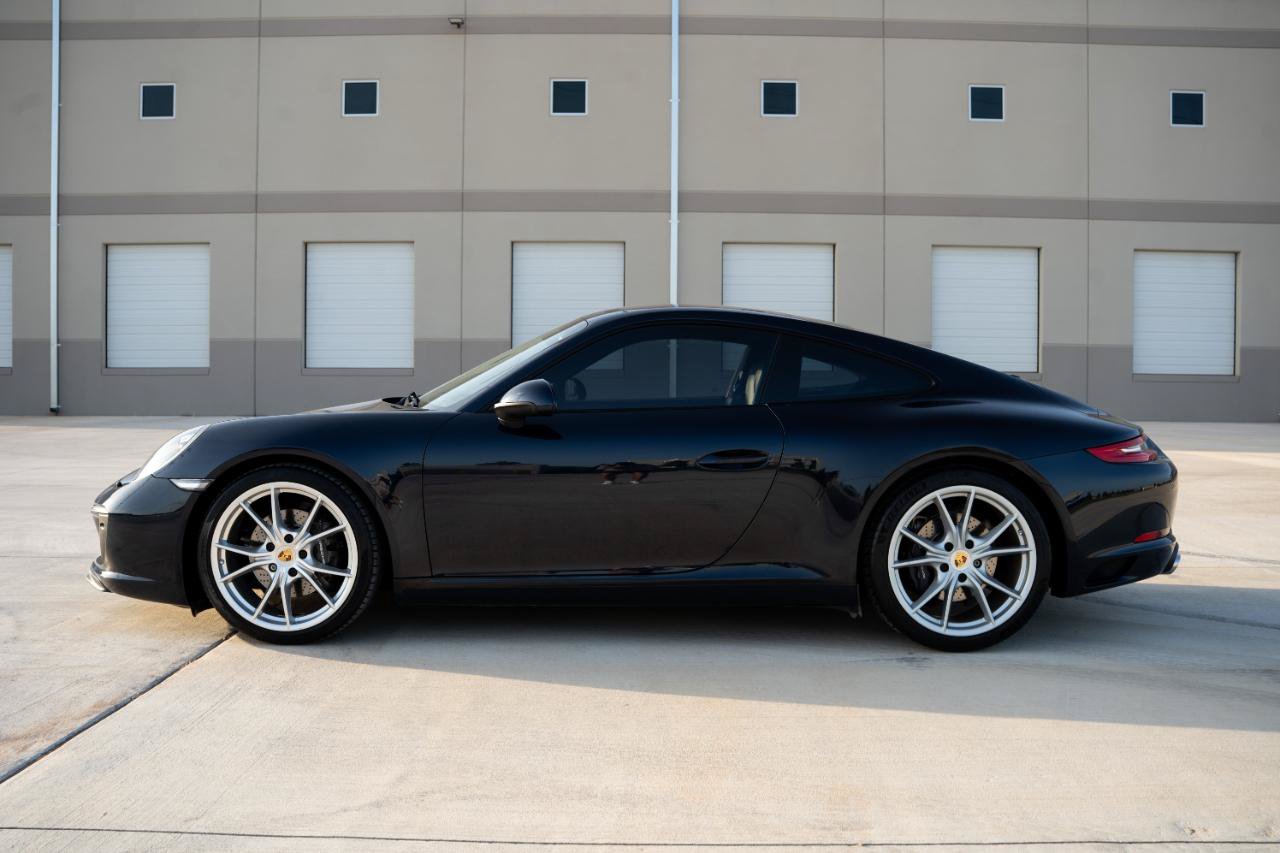 Used 2017 Porsche 911 Carrera RWD image 8