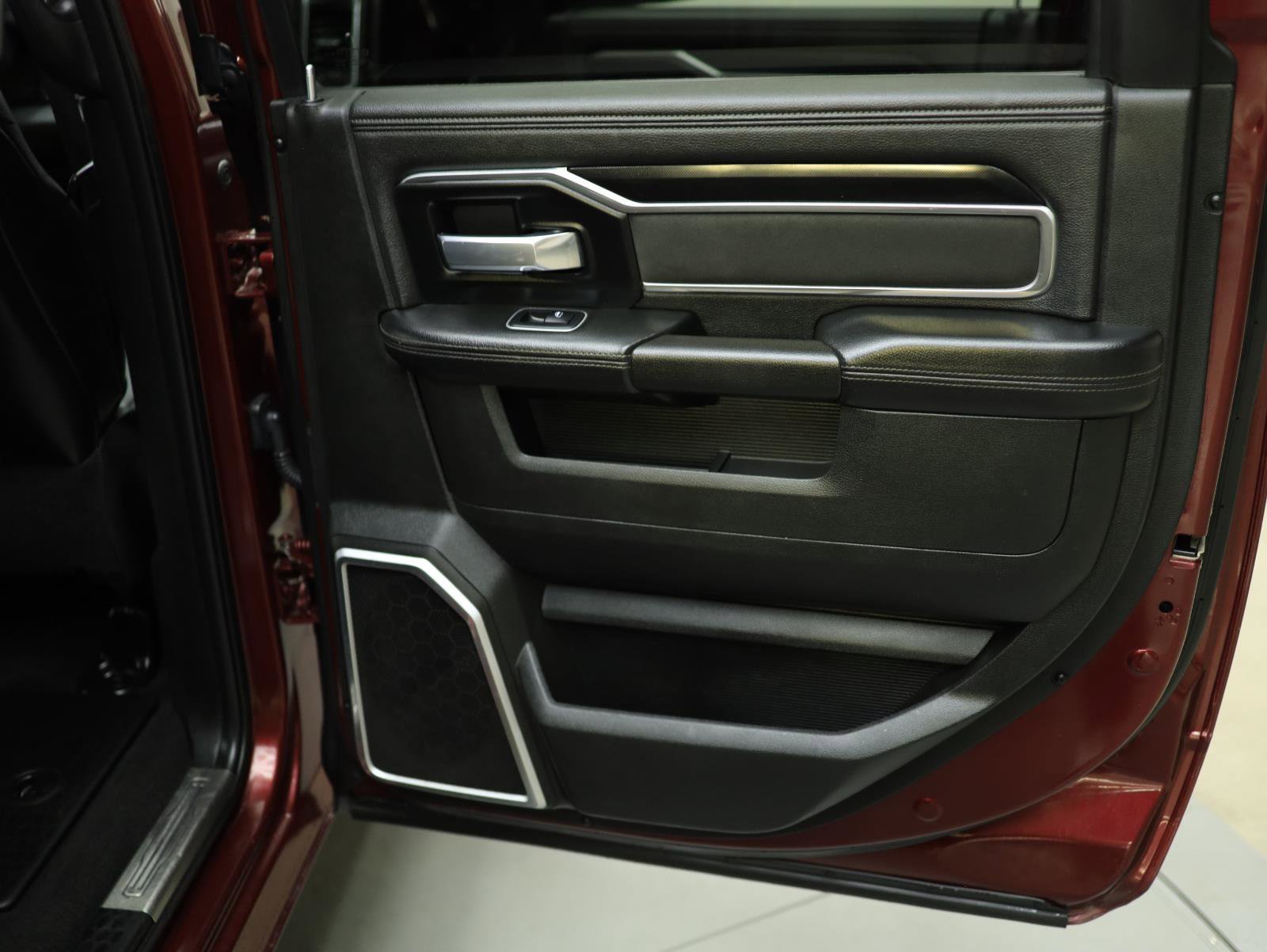 Used 2022 RAM 3500 Laramie w/ Night Edition image 51