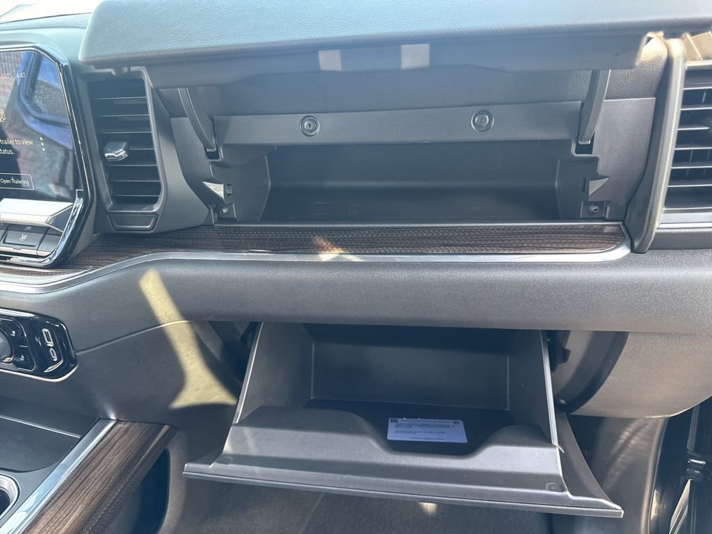 Used 2024 Chevrolet Silverado 1500 LT Trail Boss w/ LT Trail Boss Premium Package image 11