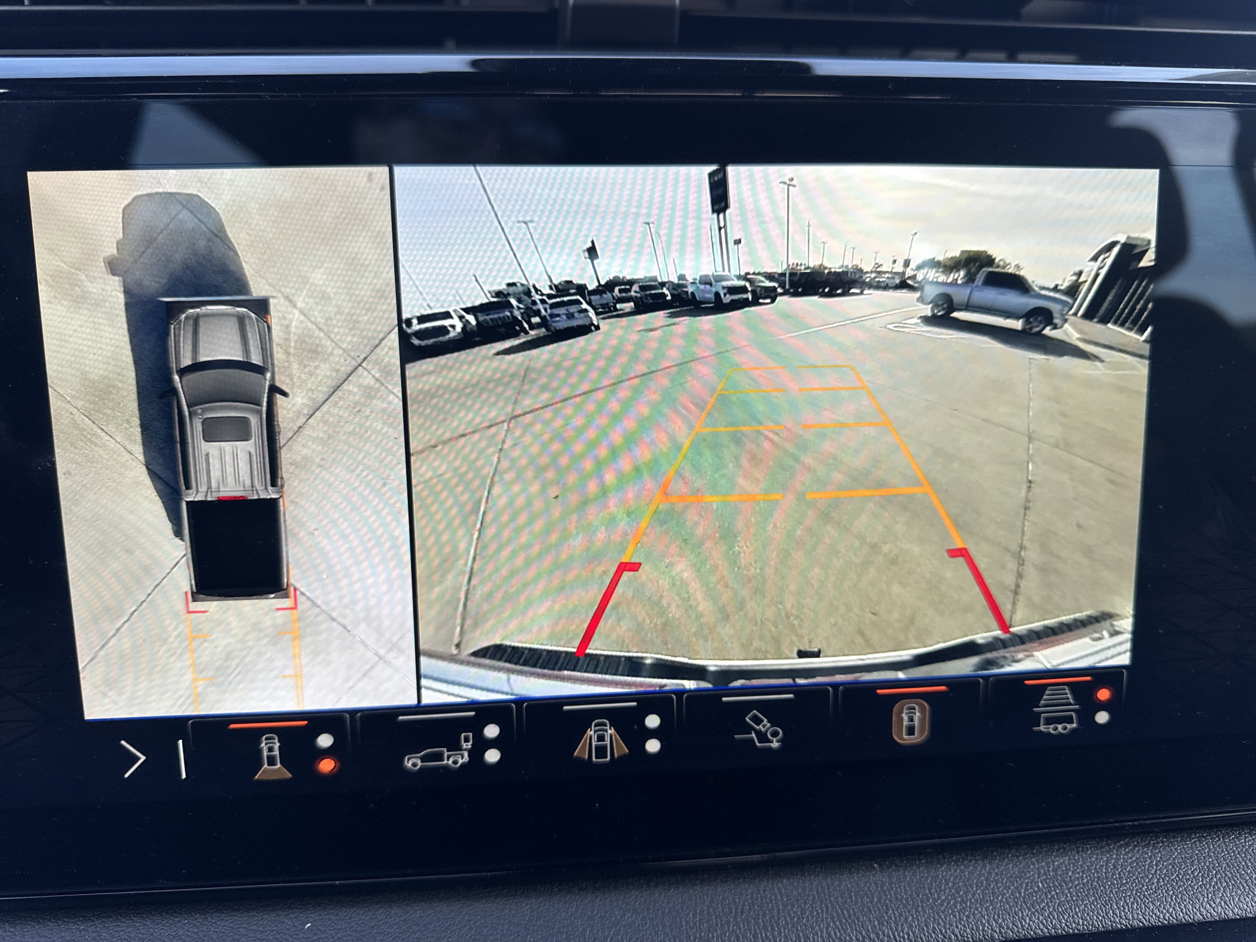 Used 2024 GMC Sierra 1500 AT4 w/ Technology Package image 19