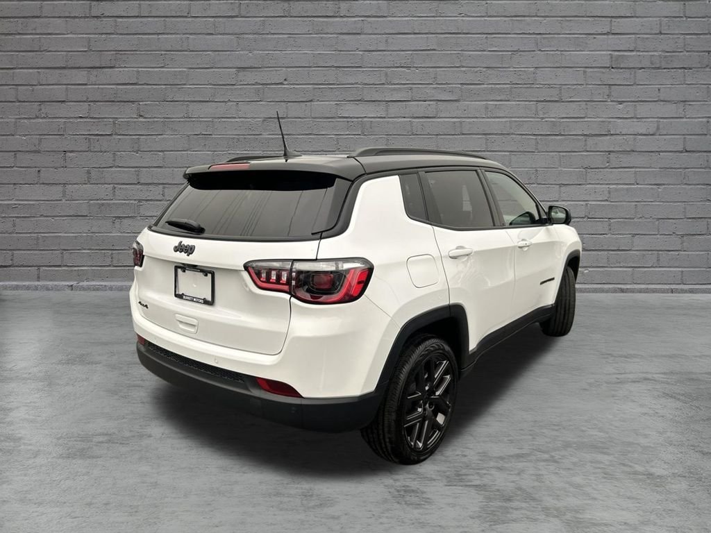 New 2026 Jeep Compass Limited w/ Sun, Sound & Navigation Group AWD/4WD image 7