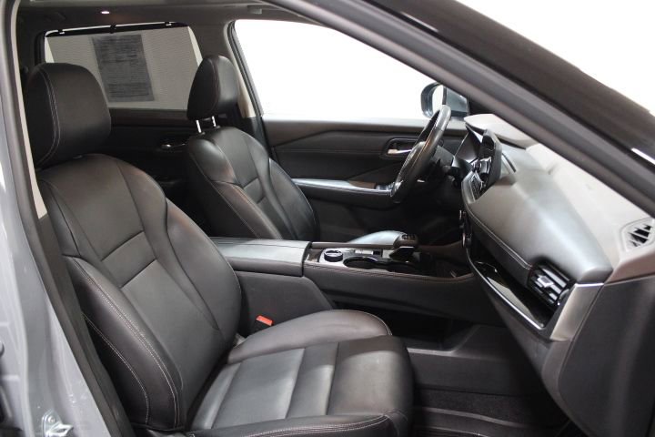 Used 2023 Nissan Rogue SL w/ SL Premium Package image 22