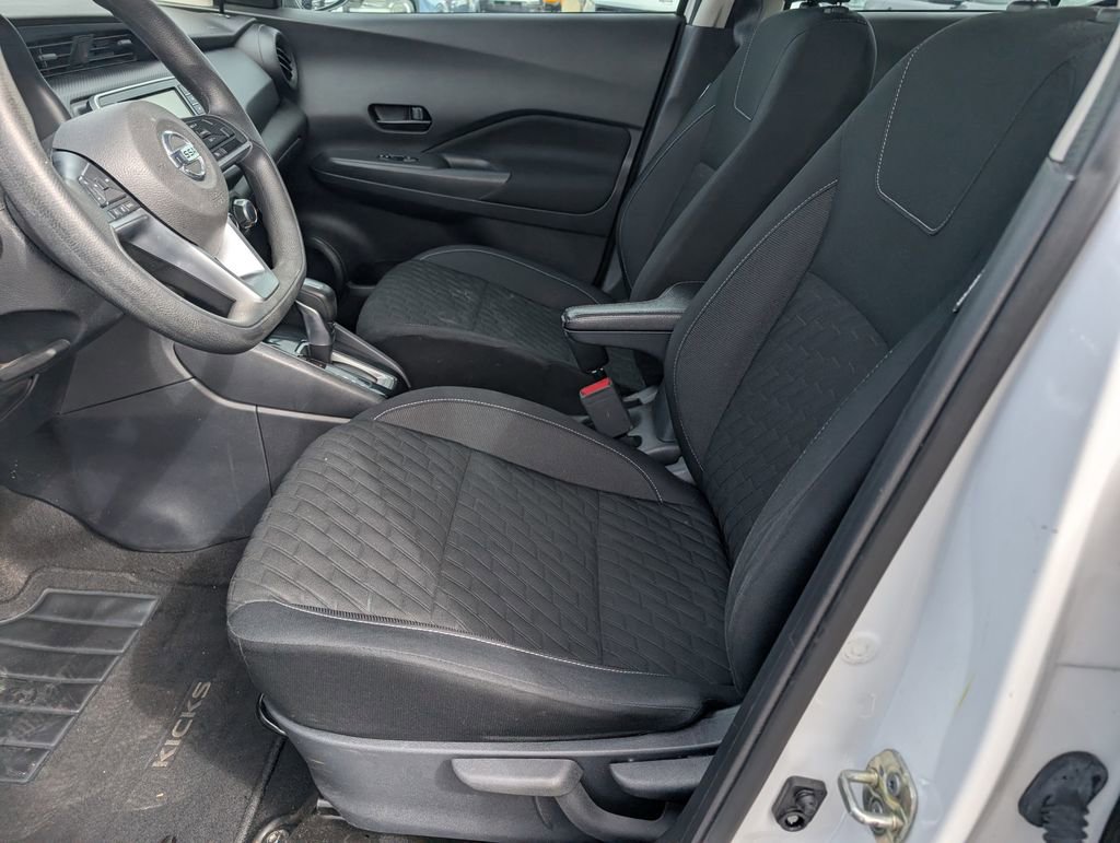 Used 2021 Nissan Kicks S image 12