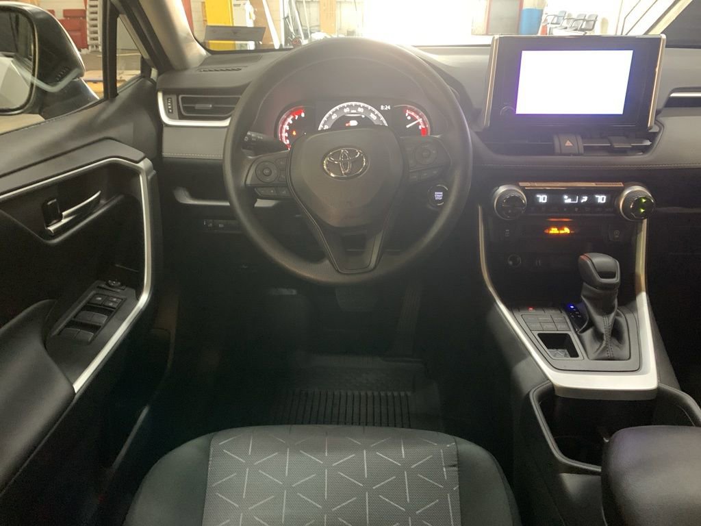 New 2025 Toyota RAV4 XLE image 16