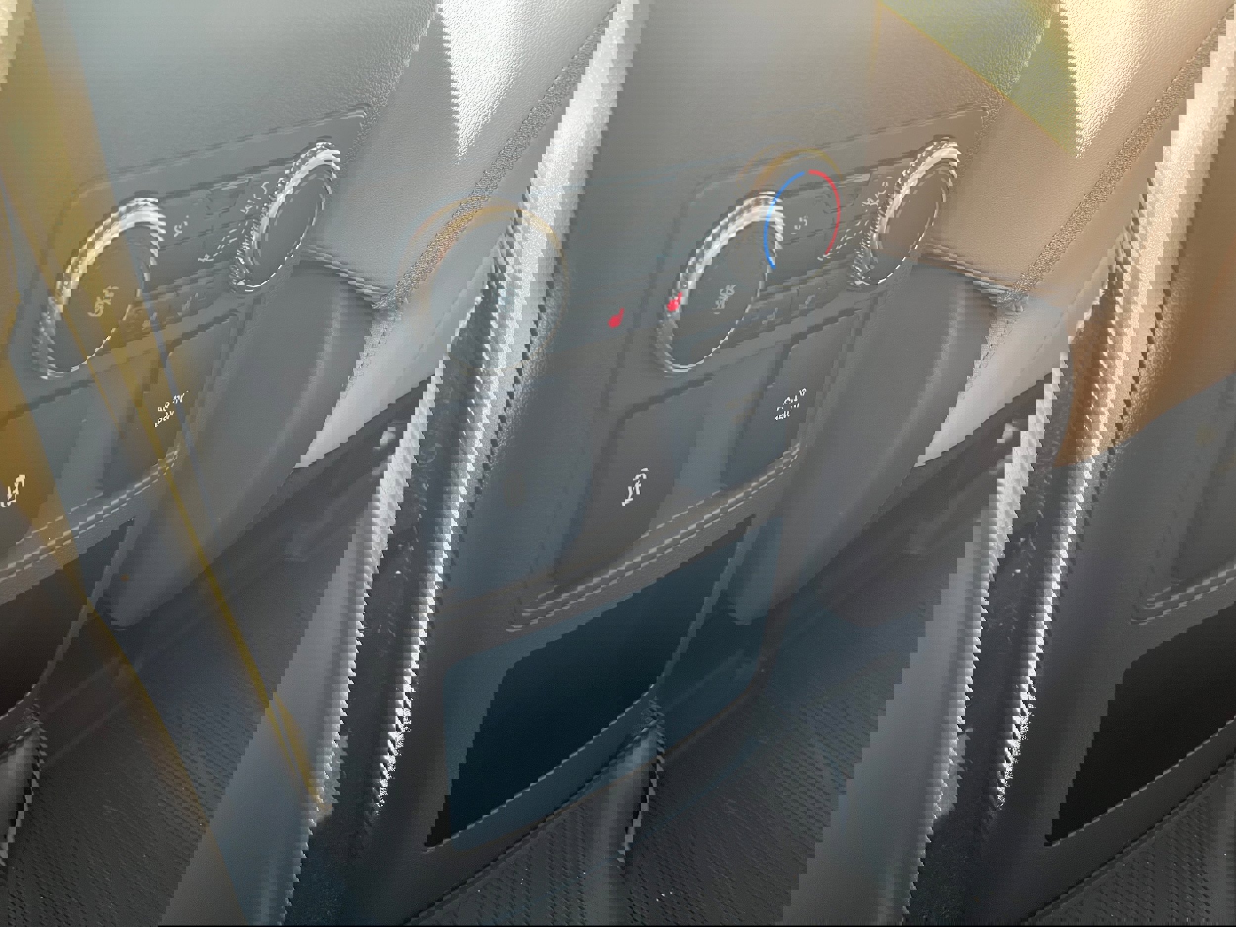 Certified 2021 Ford Explorer Platinum w/ Equipment Group 601A AWD/4WD image 11