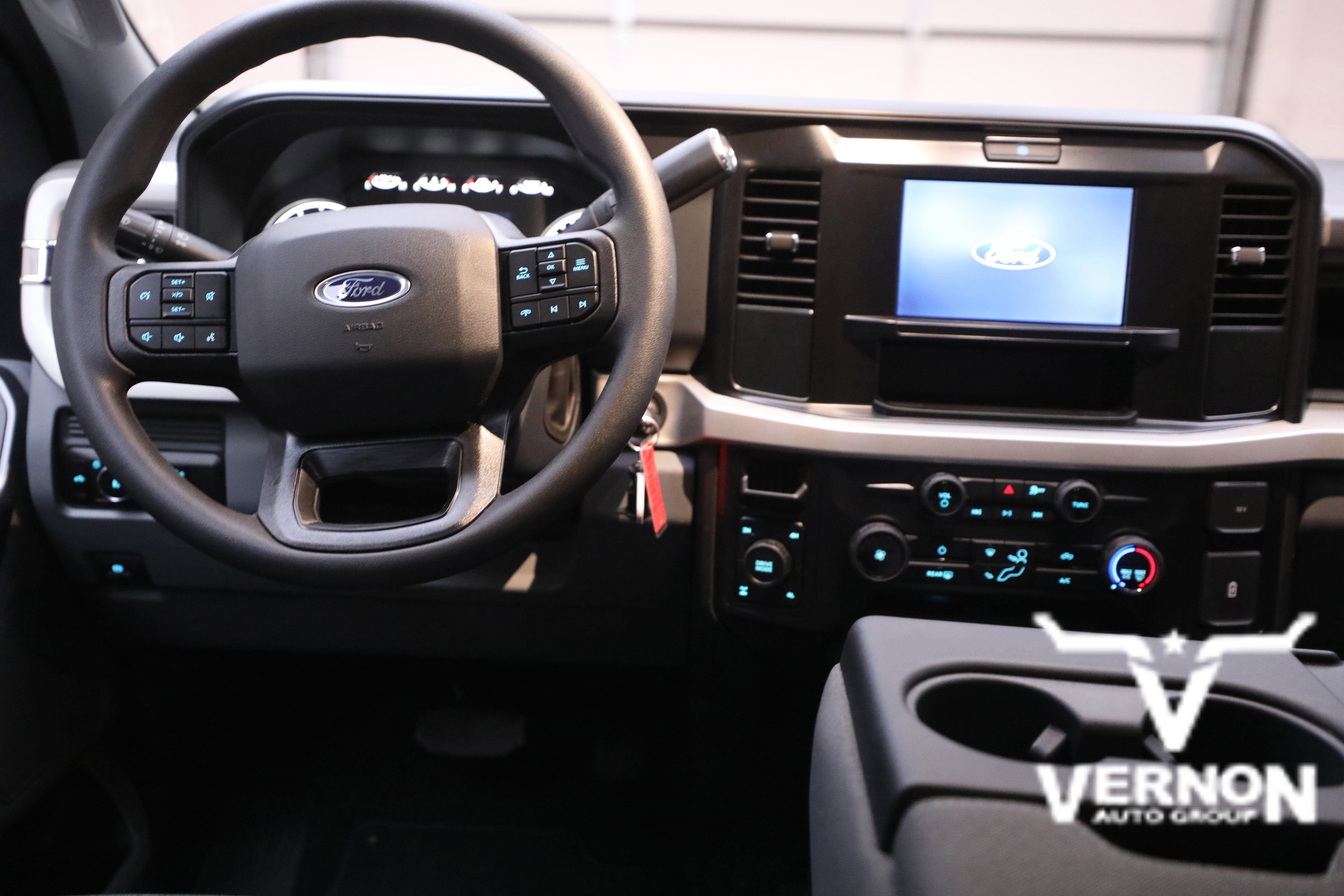 New 2026 Ford F250 XL w/ STX Appearance Package AWD/4WD image 19