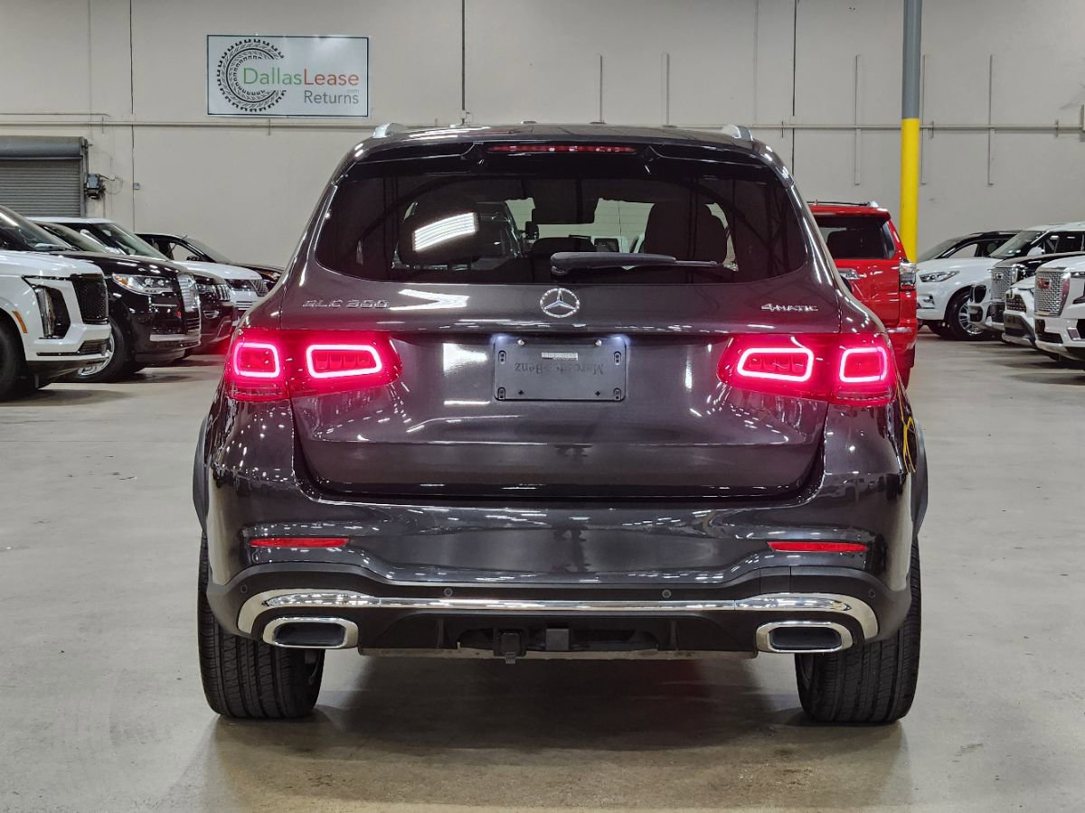 Used 2022 Mercedes-Benz GLC 300 4MATIC image 10