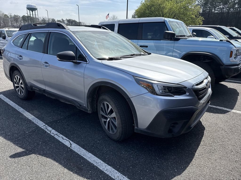 Used 2020 Subaru Outback 2.5i image 2