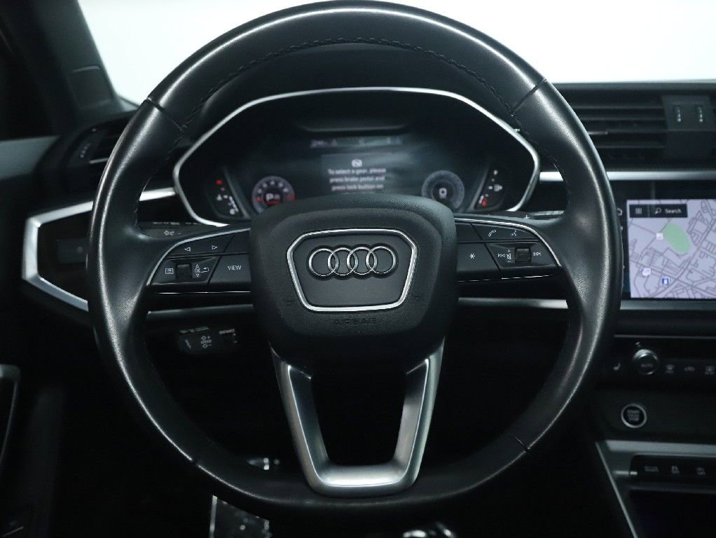 Used 2022 Audi Q3 2.0T Premium Plus image 22