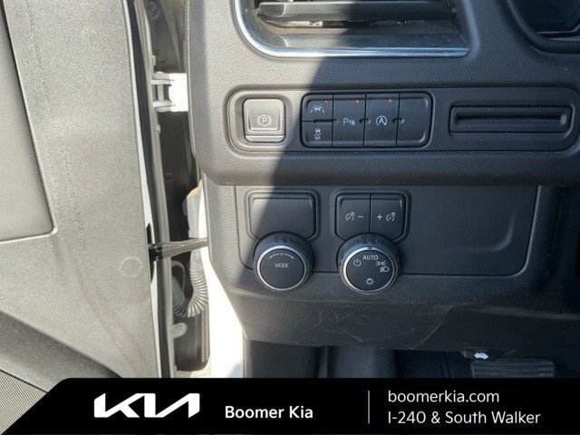 Used 2023 Chevrolet Suburban LS w/ Driver Alert Package image 18