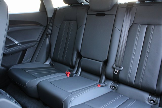 New 2025 Audi Q5 Premium Plus image 22