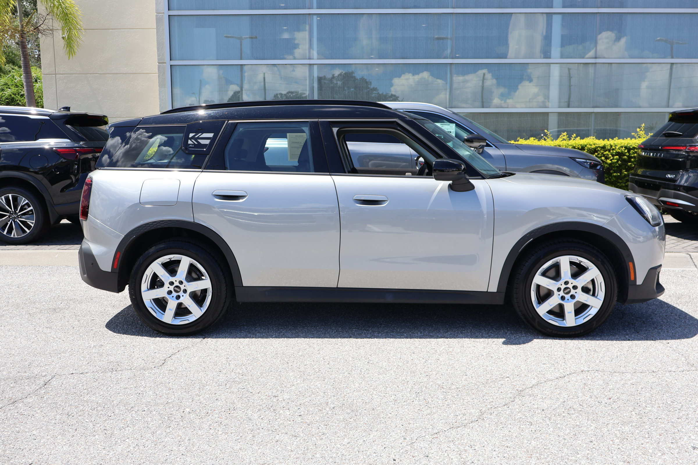 Used 2025 MINI Cooper Countryman S AWD/4WD image 10