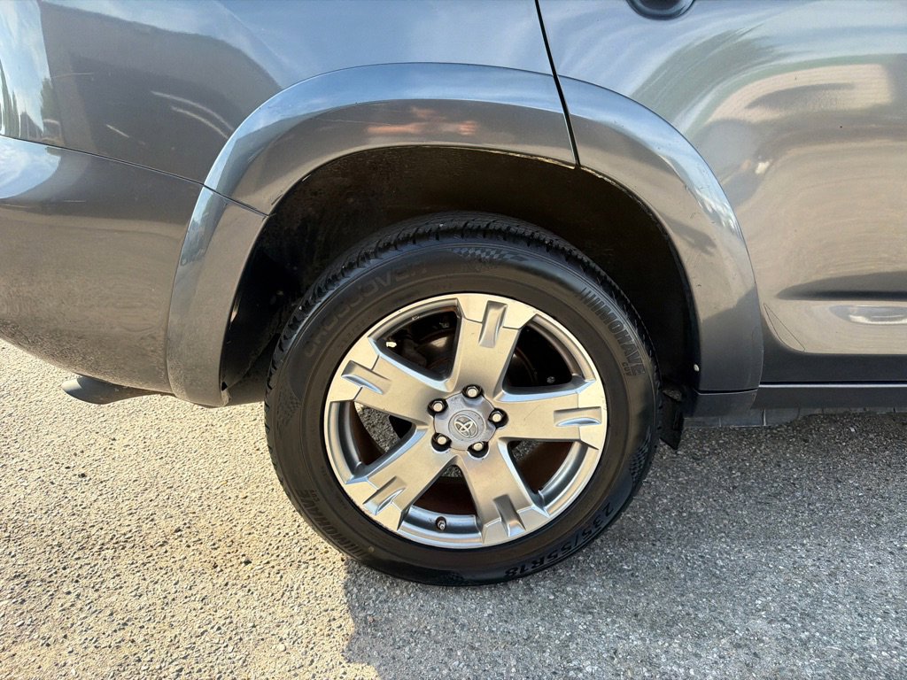 Used 2011 Toyota RAV4 Sport w/ Sport Extra Value Pkg AWD/4WD image 15
