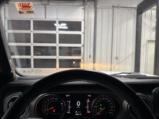 Used 2019 Jeep Wrangler Unlimited Sahara image 9