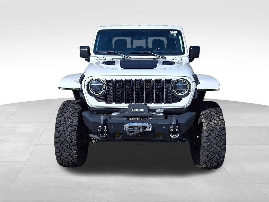 Used 2021 Jeep Gladiator Rubicon AWD/4WD image 2