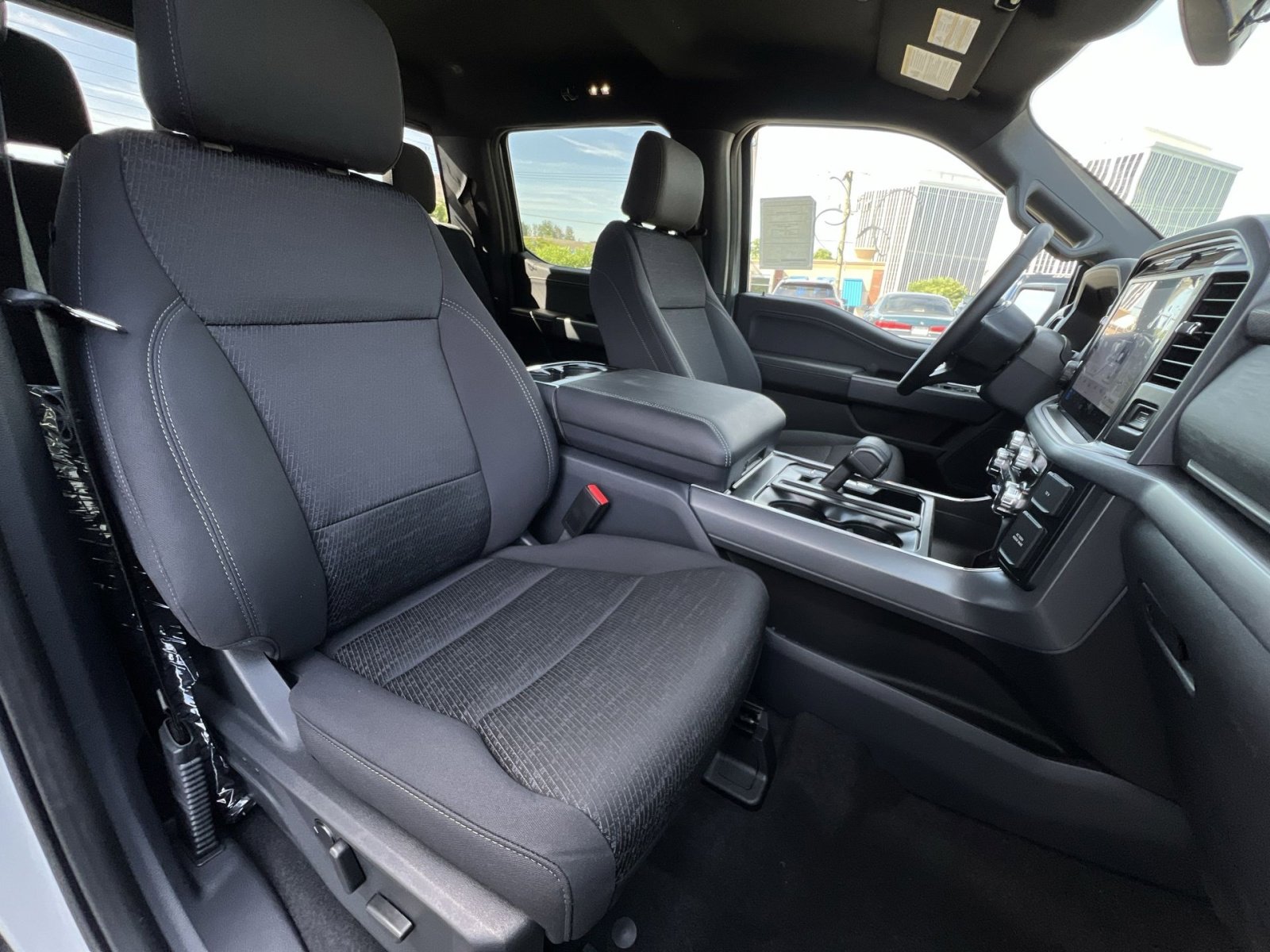 New 2026 Ford F150 XLT w/ Equipment Group 302A MID AWD/4WD image 25