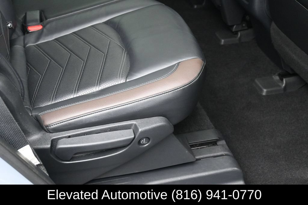 Used 2022 Nissan Pathfinder Platinum w/ Cargo Package AWD/4WD image 9