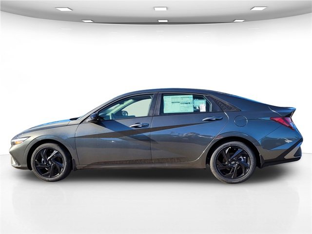 New 2026 Hyundai Elantra Sport image 4