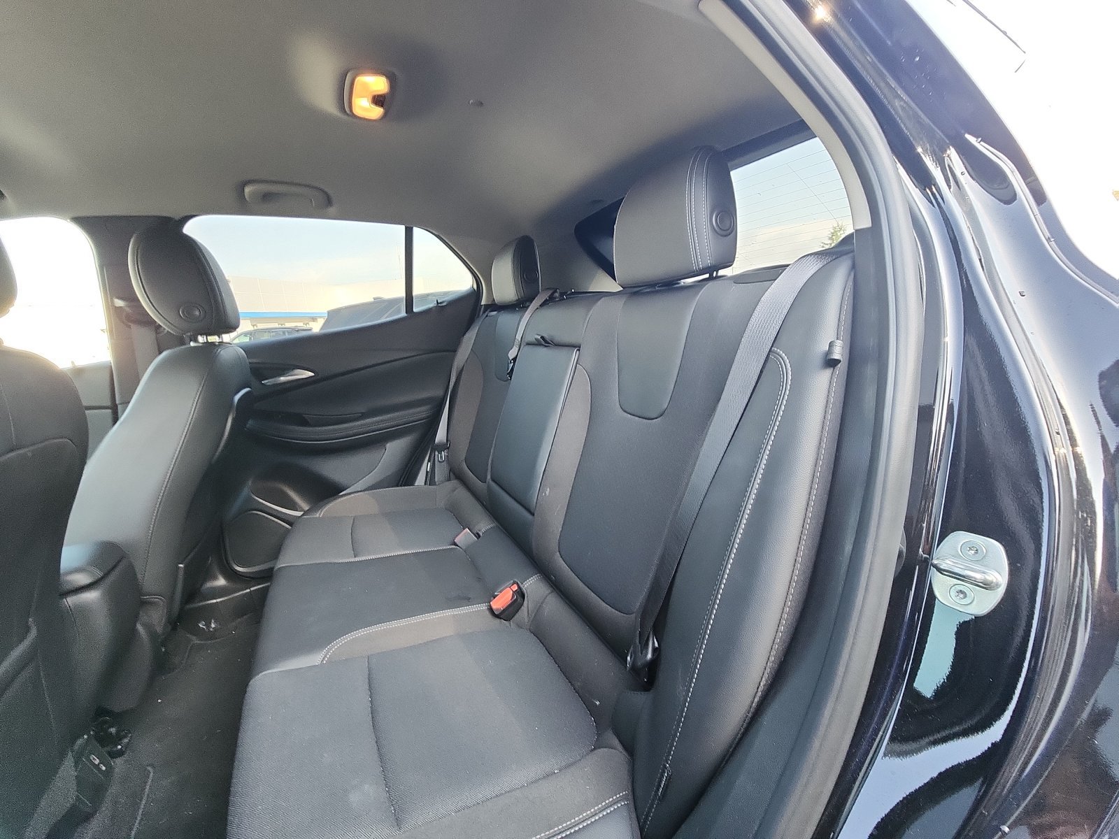 Used 2021 Buick Encore GX Select w/ Sport Touring Package FWD image 19