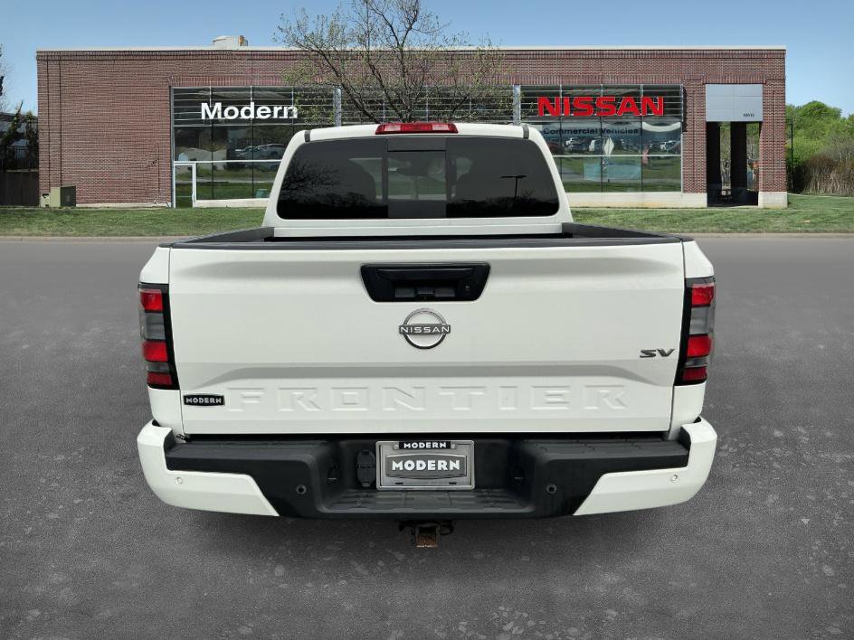 Used 2023 Nissan Frontier SV w/ SV Convenience Package image 3