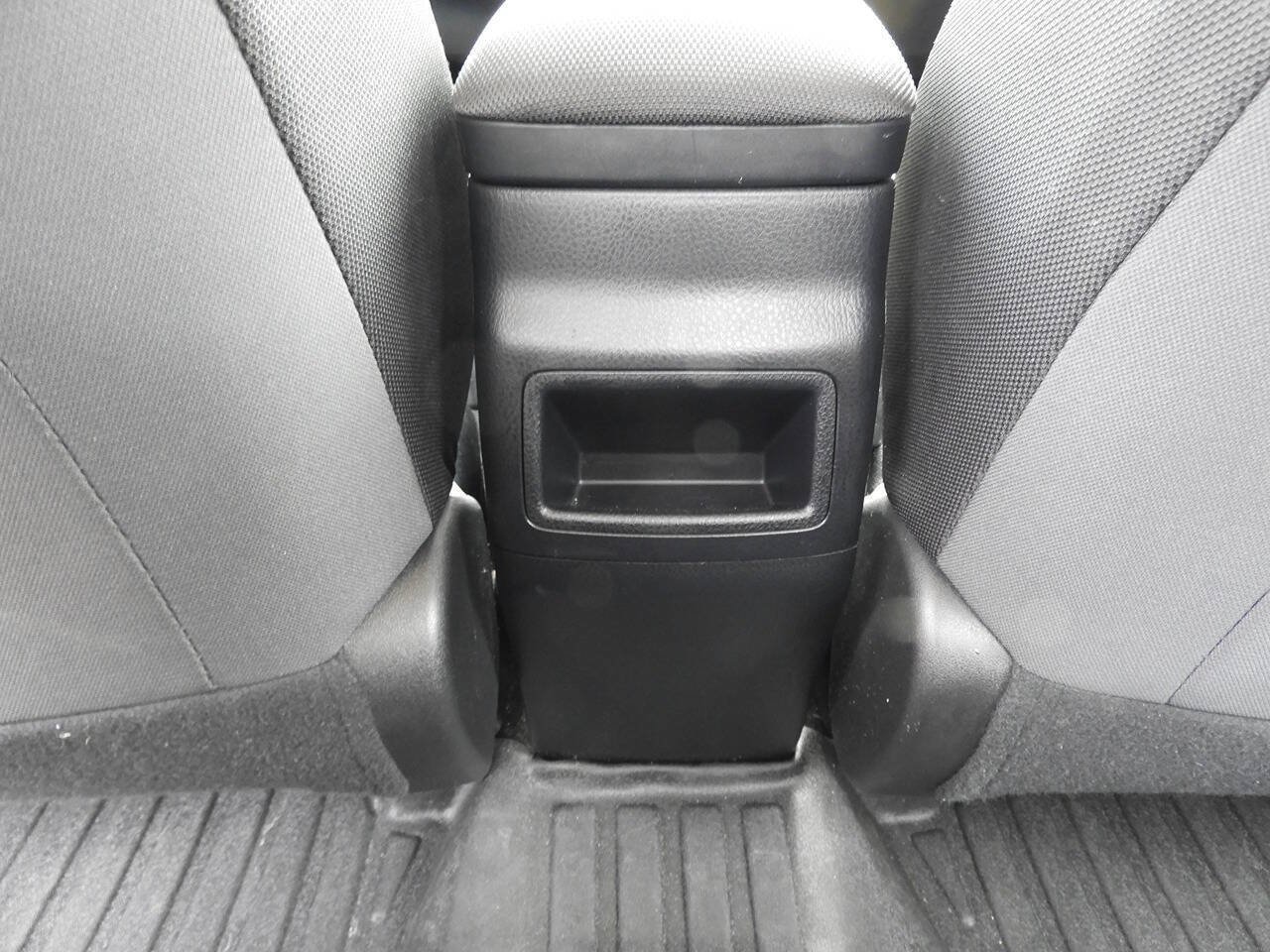 Used 2019 Toyota Corolla L FWD image 21