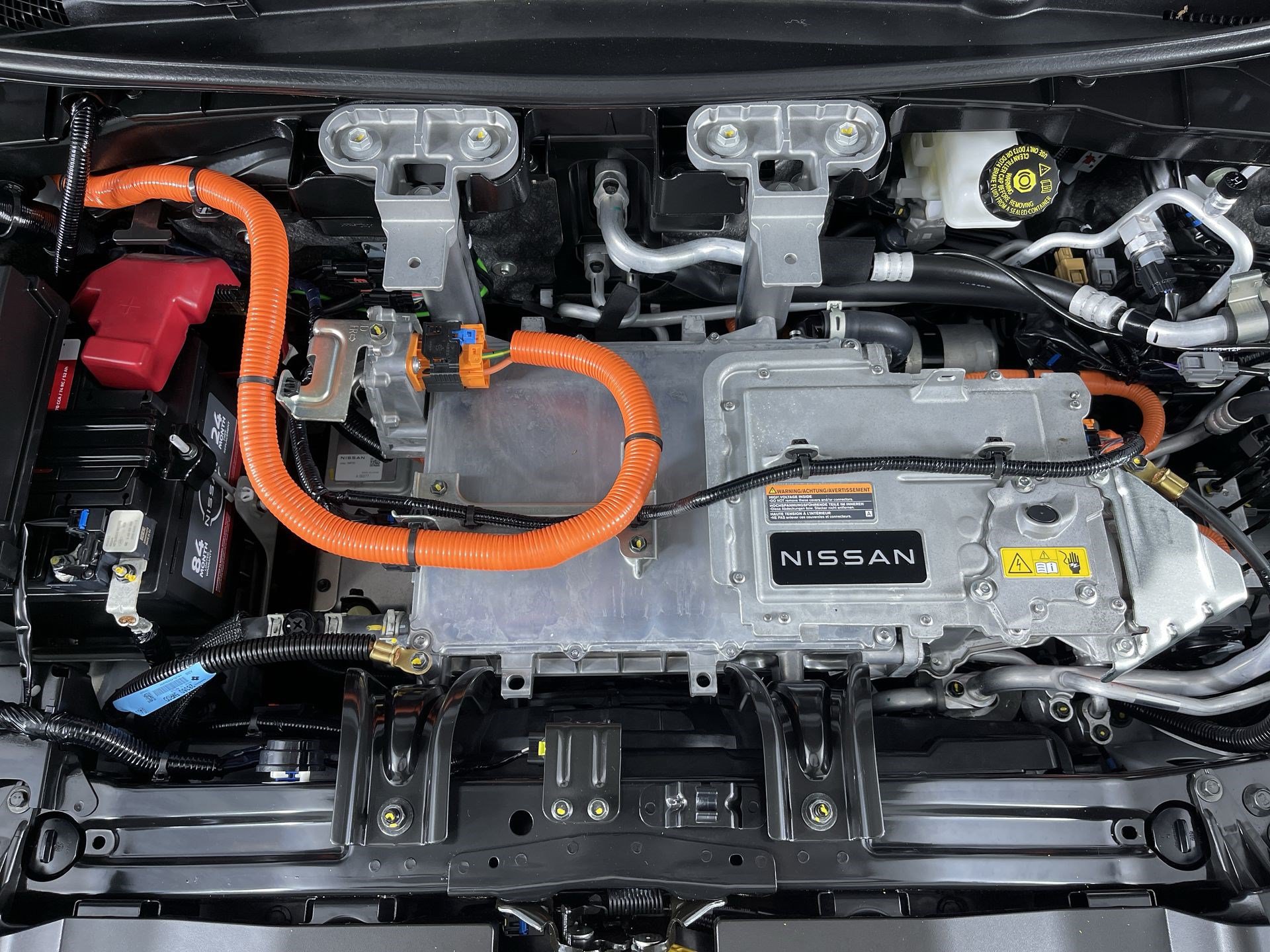 Certified 2024 Nissan Ariya AWD image 28