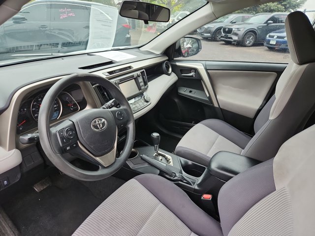 Used 2015 Toyota RAV4 XLE FWD image 9