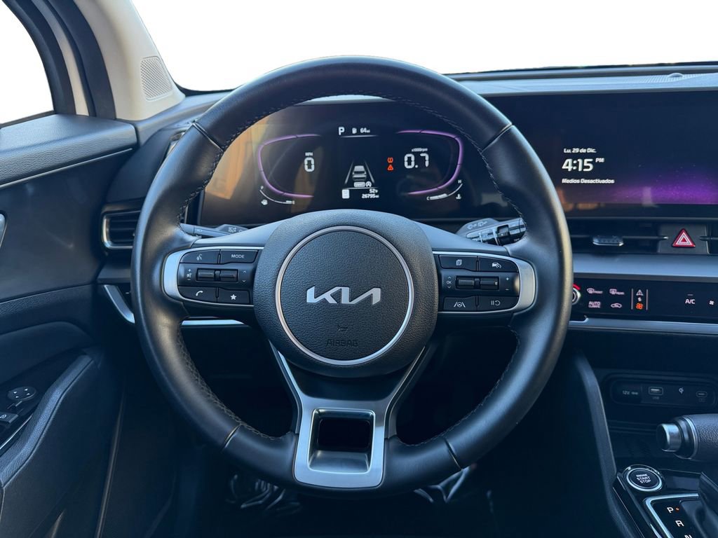 Used 2023 Kia Sportage EX image 12