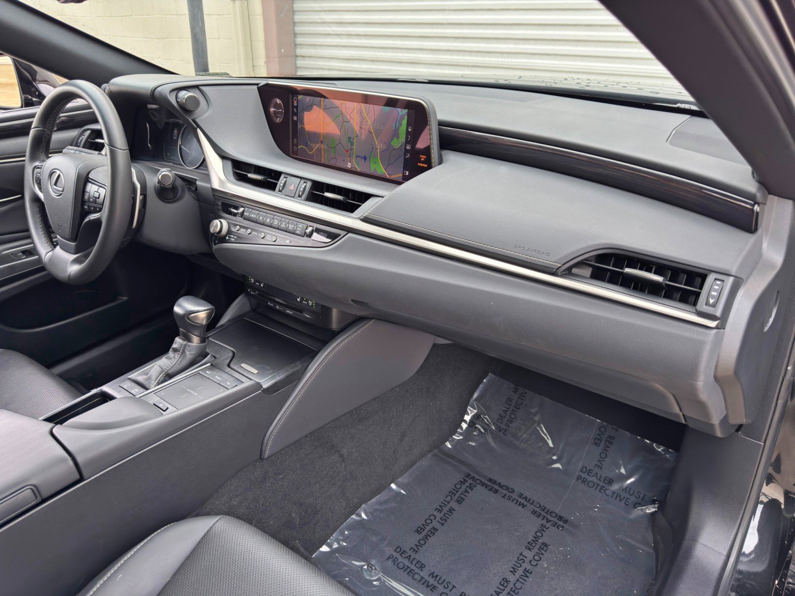 Used 2021 Lexus ES 300h w/ Premium Package FWD image 14