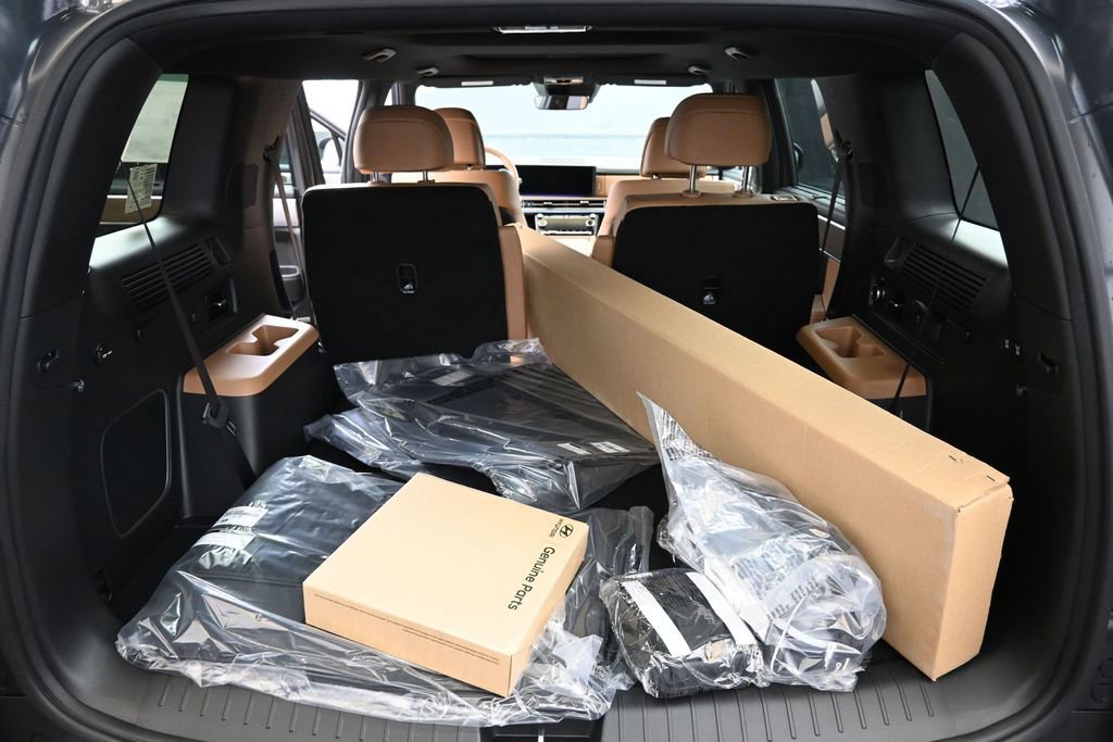 New 2026 Hyundai Santa Fe Limited AWD/4WD image 17