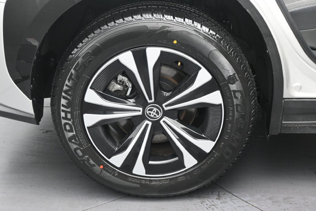 Used 2024 Toyota bZ4X FWD w/ Weather Package image 11